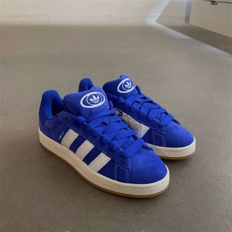 adidas azules